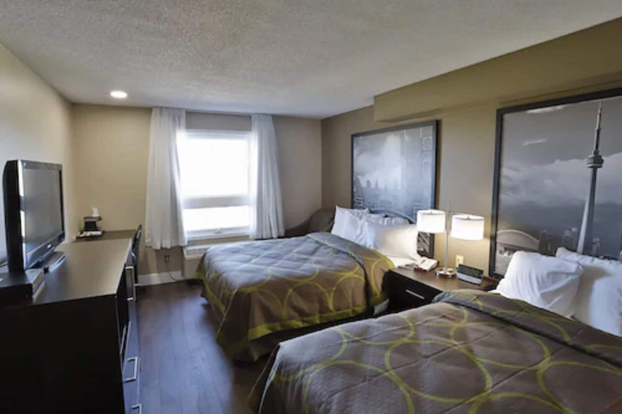 Super 8 By Wyndham Ajax/Toronto On Hotel Exterior photo